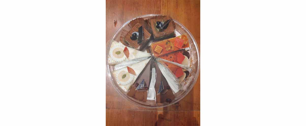 内容お任せケーキの詰め合わせ3ピース